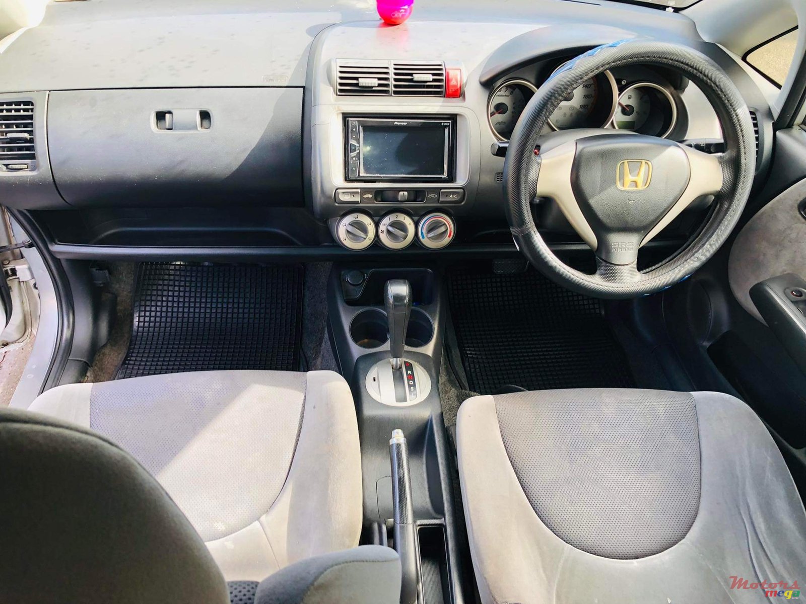 2006' Honda Fit photo #6