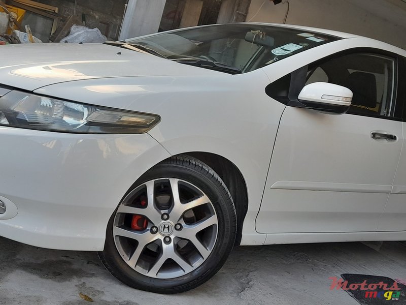 2011' Honda City photo #3