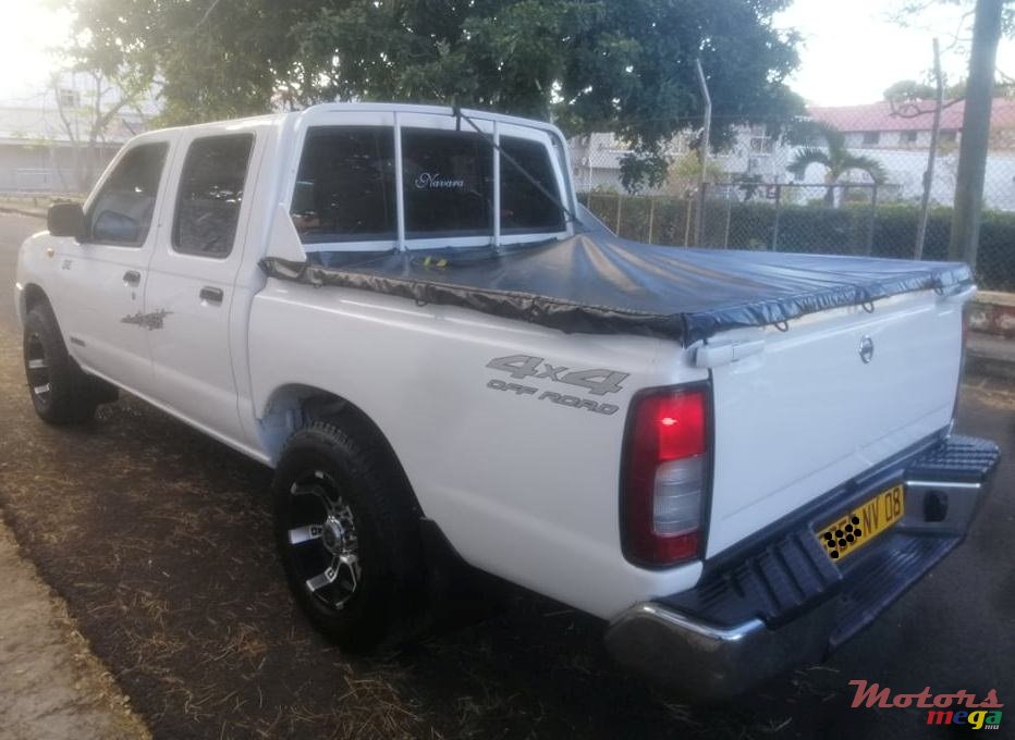 2008' Nissan Navara photo #3