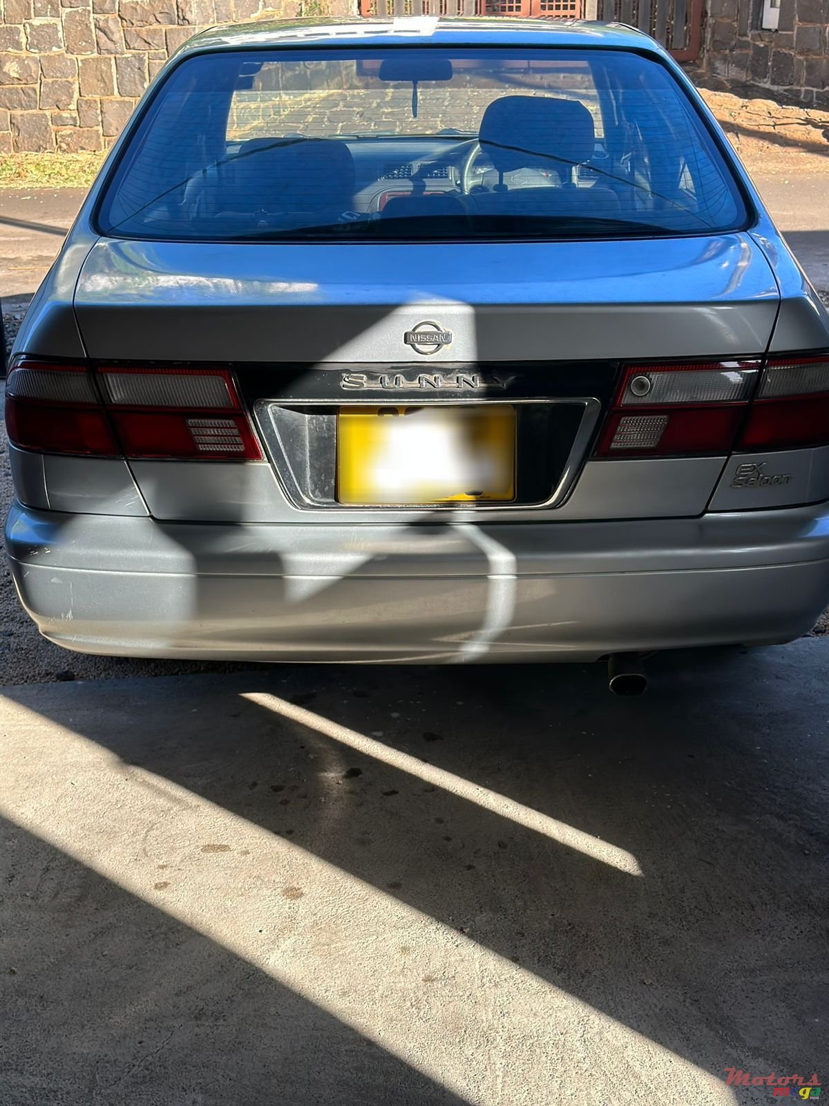 1998' Nissan Sunny photo #2