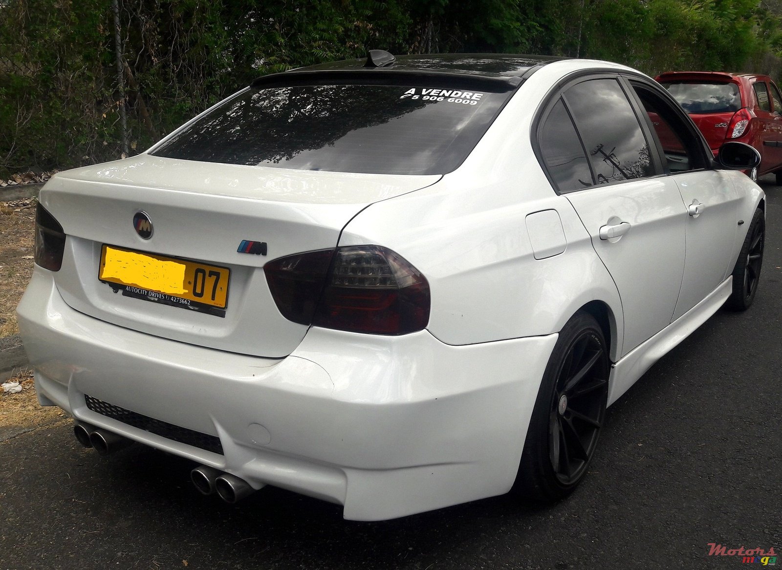 2007' BMW 320 photo #1