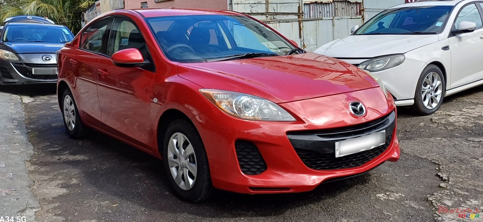 2015' Mazda 3 photo #1