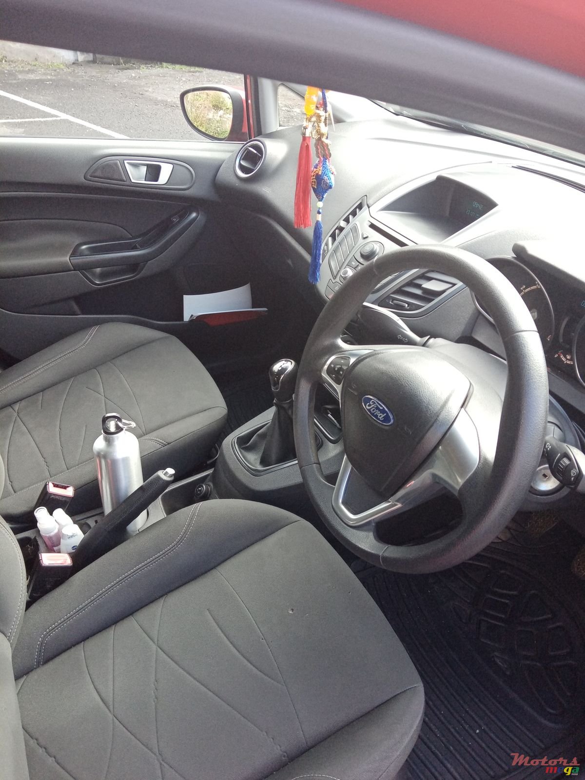 2015' Ford Fiesta photo #5