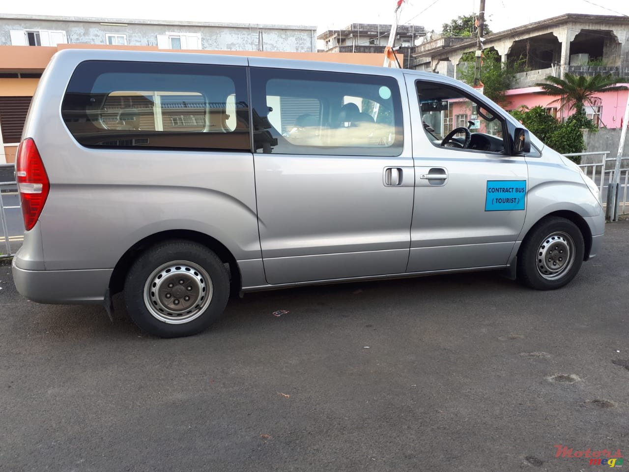 2015' Hyundai H-1 GLS photo #3