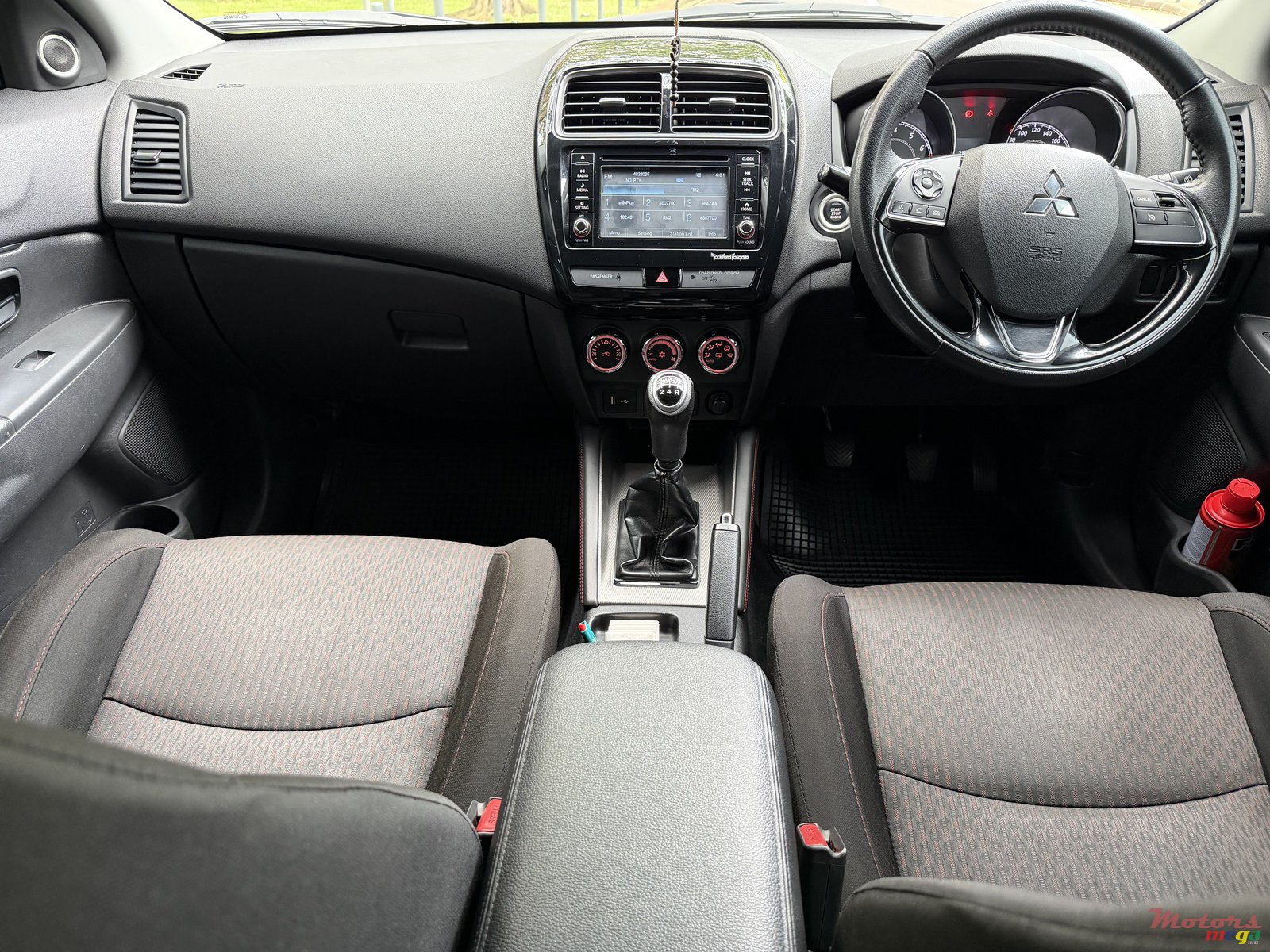 2020' Mitsubishi ASX photo #5