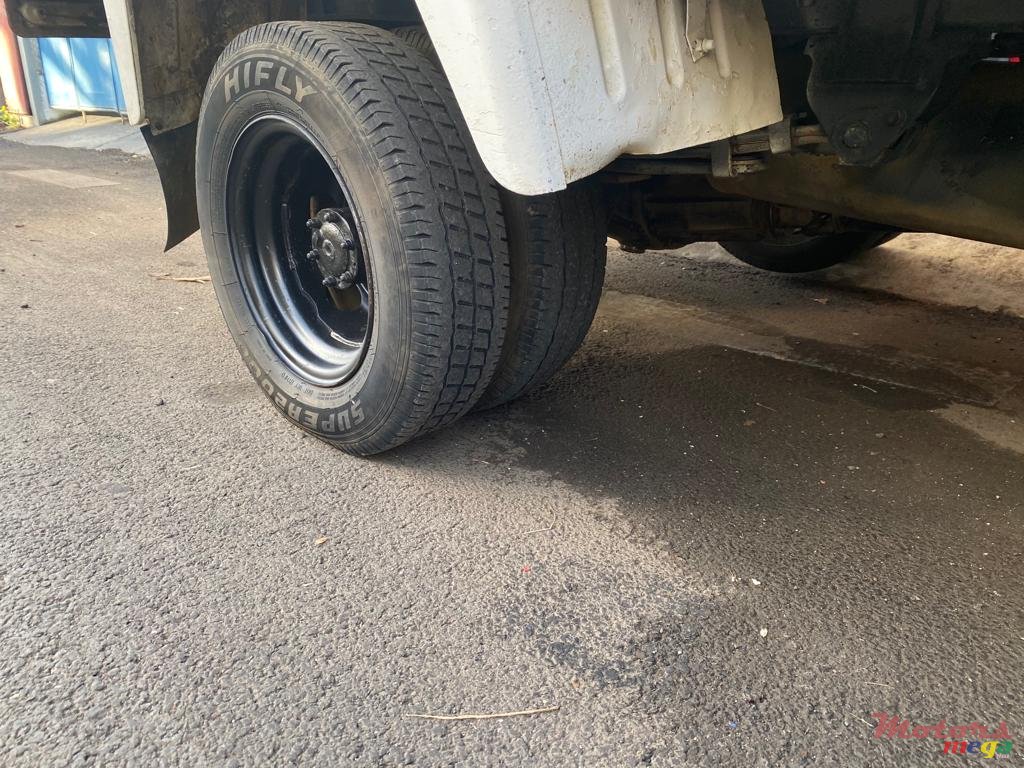 1998' Toyota any photo #4