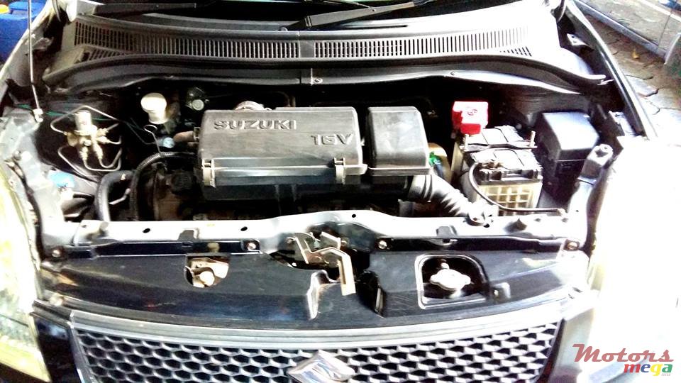 2008' Suzuki photo #5