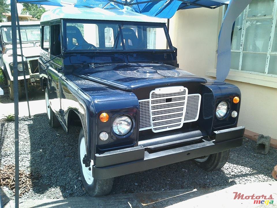 1980' Land Rover SERIES 88 photo #1