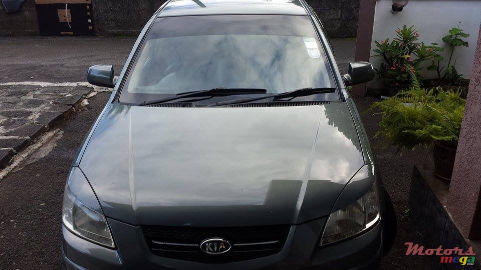 2006' Kia Rio photo #3