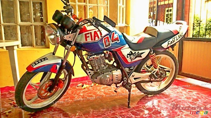 2007' Suzuki EN125 photo #1