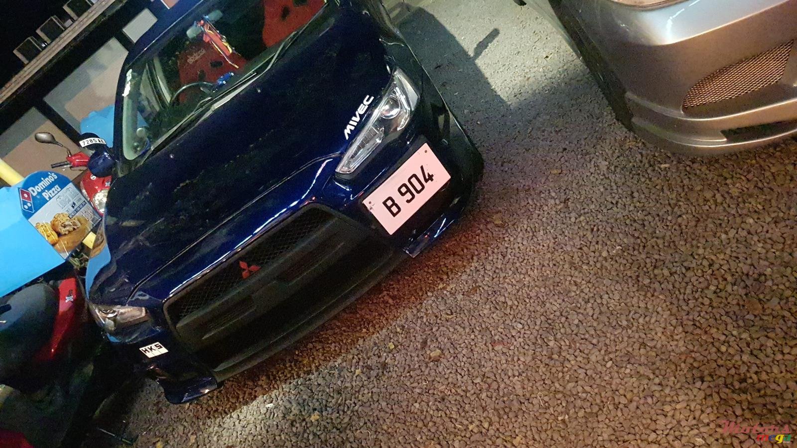 2011' Mitsubishi Lancer X photo #1