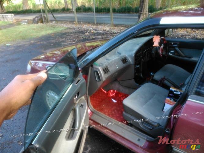 1997' Subaru Legacy photo #1