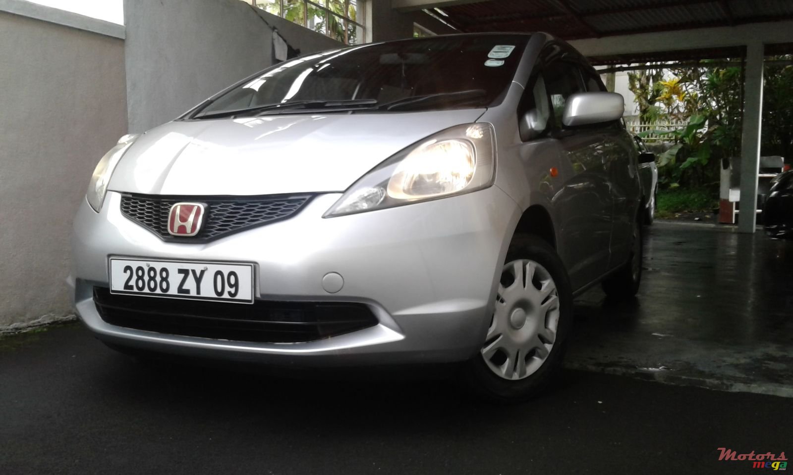 2009' Honda Fit photo #1