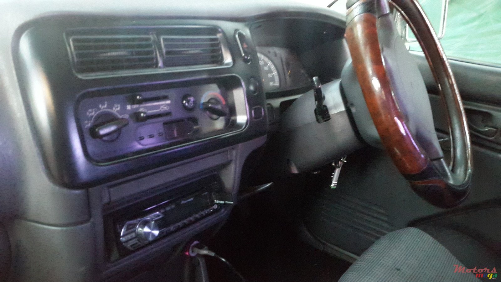 2005' Mitsubishi L 200 photo #2