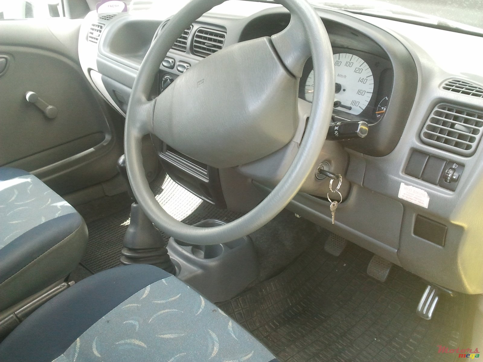 2007' Suzuki Alto photo #5