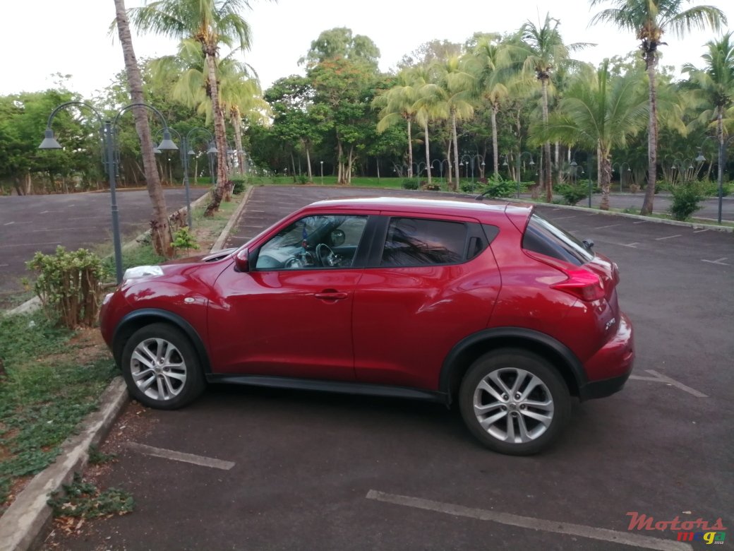 2011' Nissan Juke photo #1