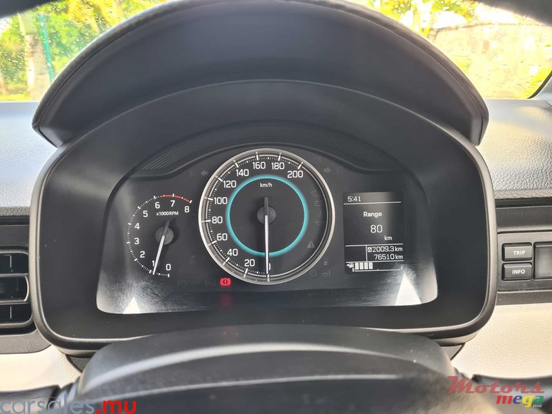 2017' Suzuki Ignis 1.2 photo #7