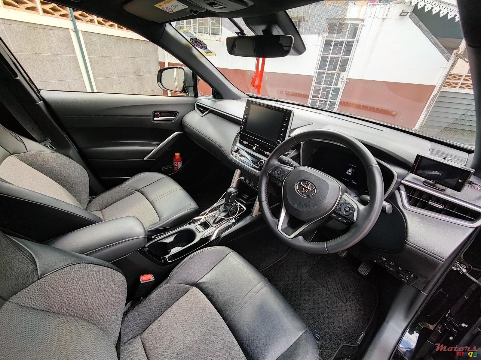 2022' Toyota Corolla Cross MODELISTA photo #5