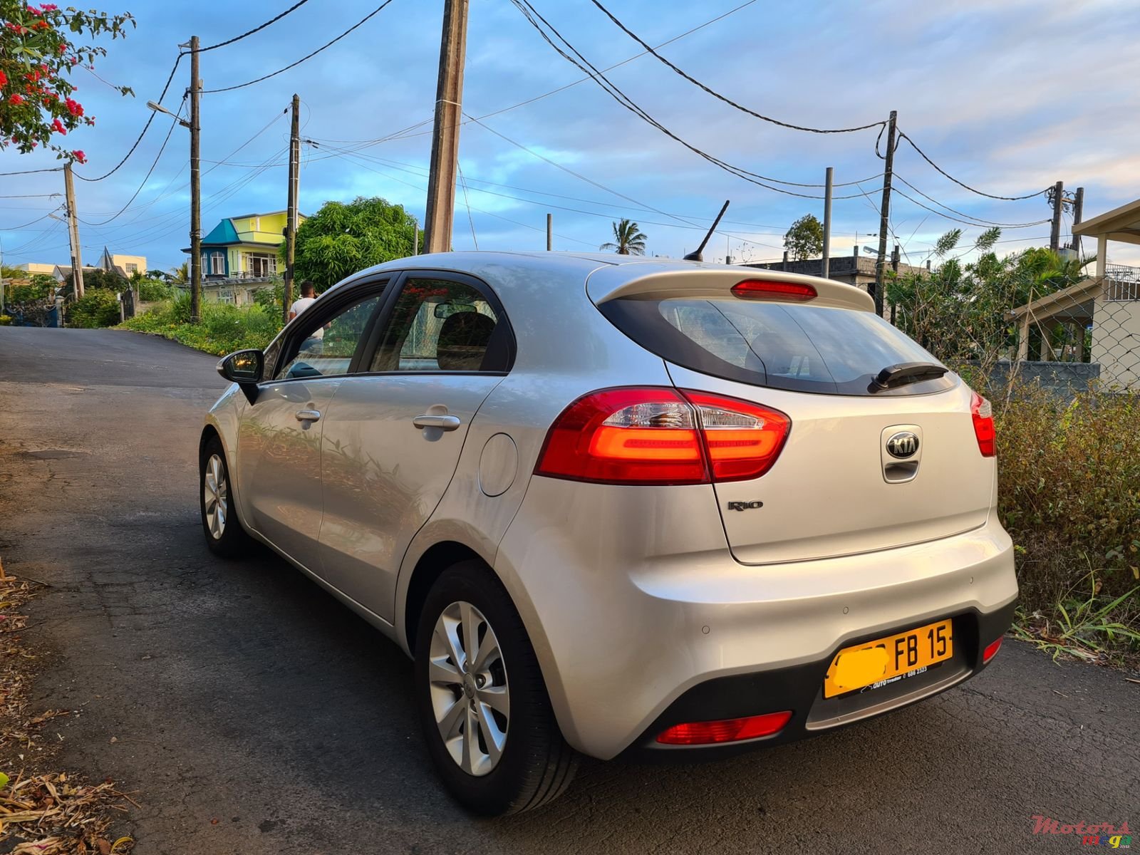 2015' Kia Rio Automatic photo #4