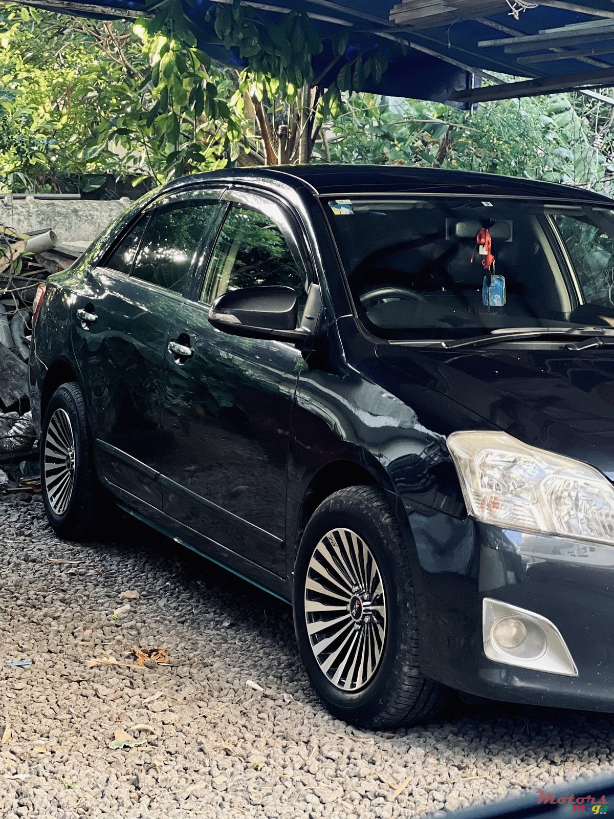 2015' Toyota Premio photo #4