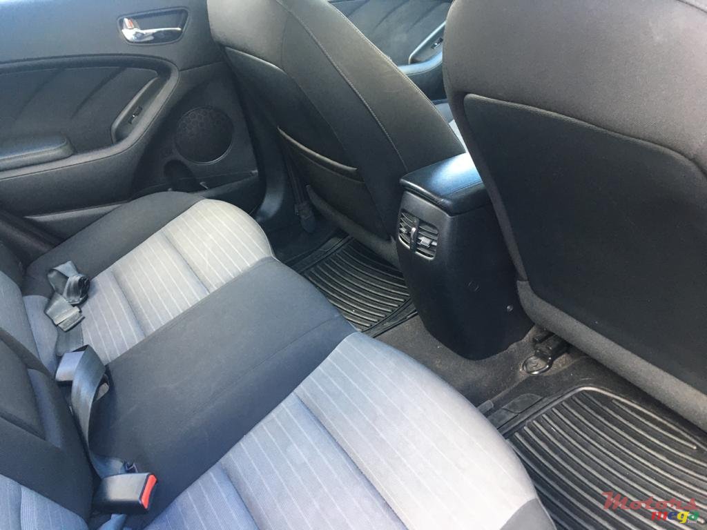 2013' Kia Cerato photo #4