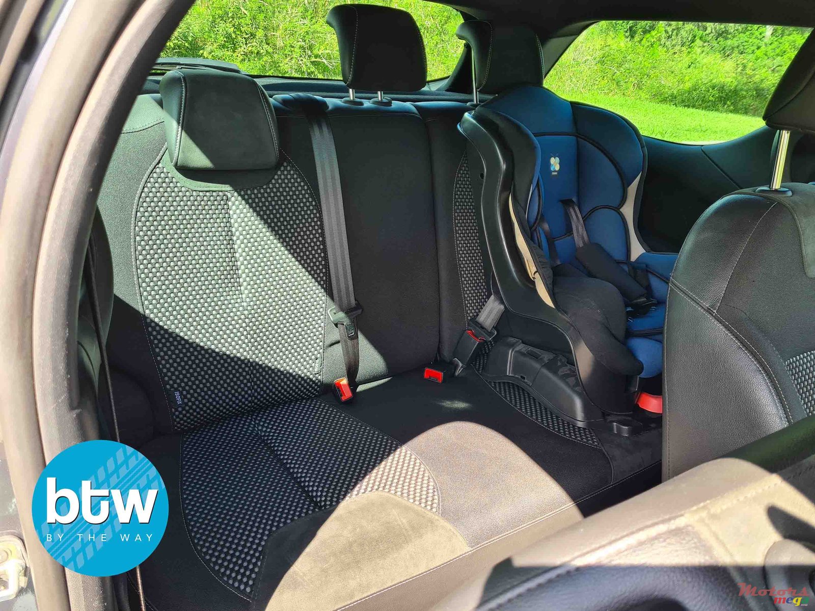 2010' Citroen DS3 photo #4