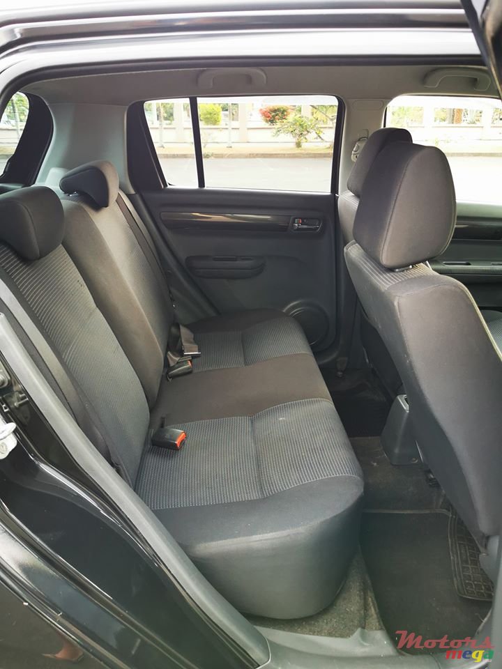 2008' Suzuki Swift photo #6