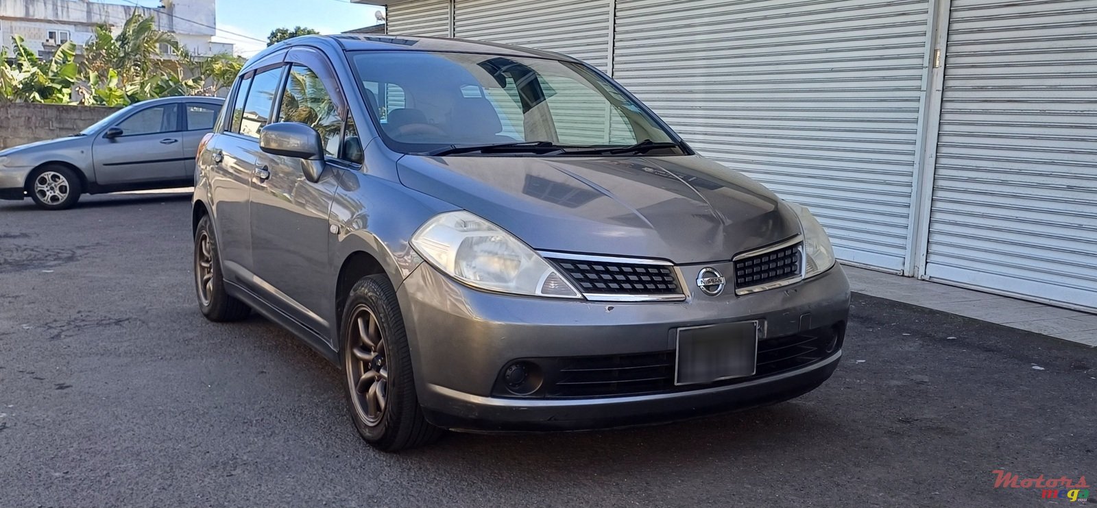 2006' Nissan Tiida photo #1