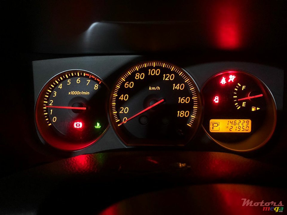 2008' Nissan Bluebird photo #4