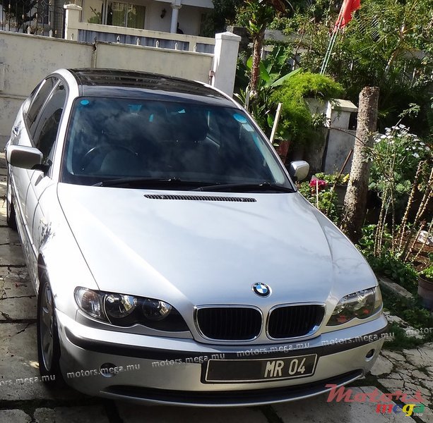 2004' BMW 3 Series E46 2000-2005 Facelift 318i photo #1