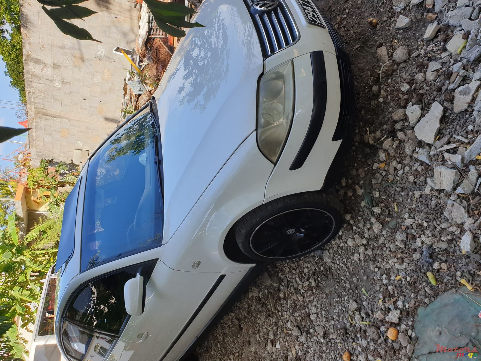 2004' Volkswagen Passat B5 B5.5 1.9 TDI photo #1