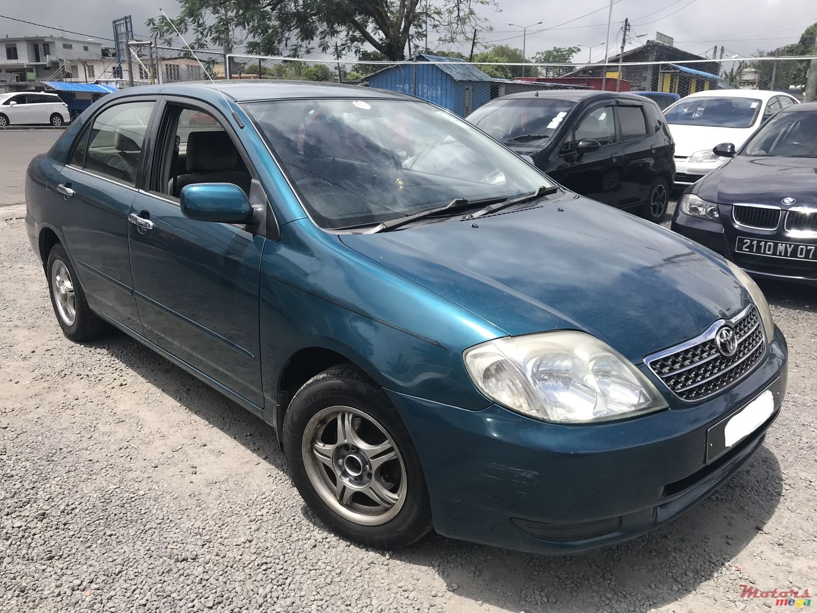 2001' Toyota NZE photo #4