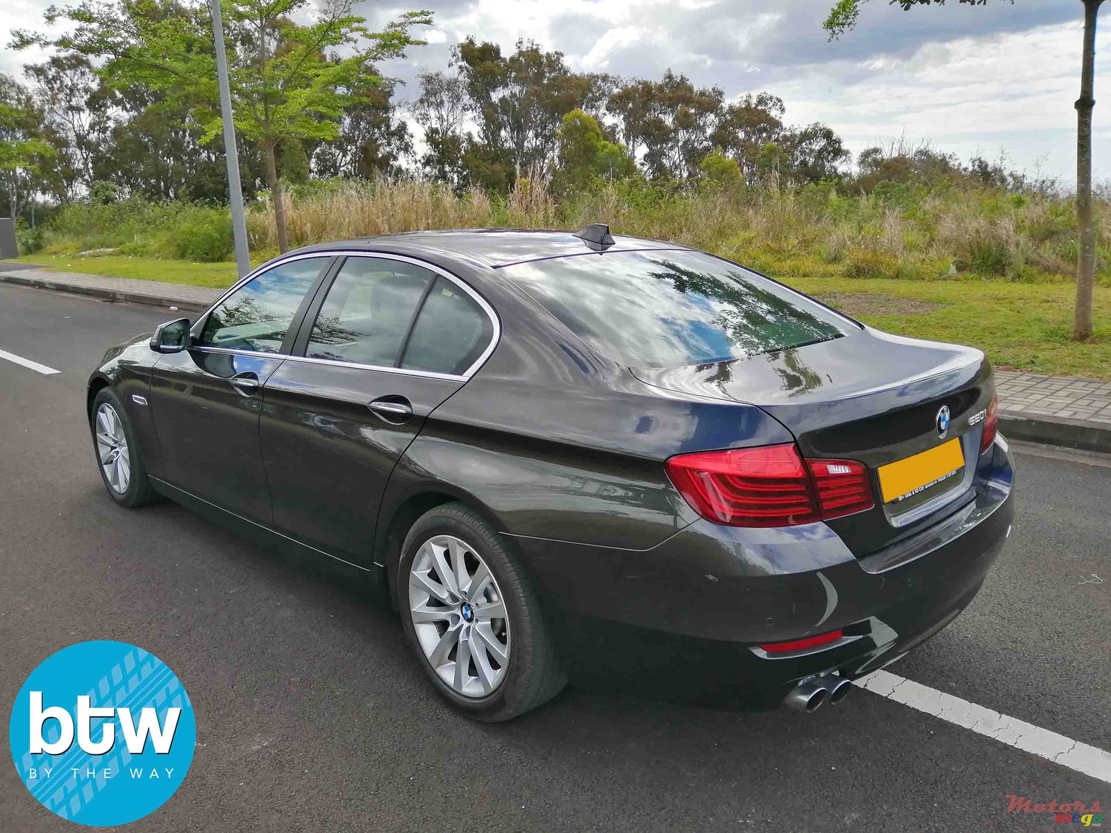 2015' BMW 520 i Limited Edition photo #2