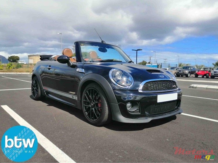 2014' MINI Cooper S photo #1