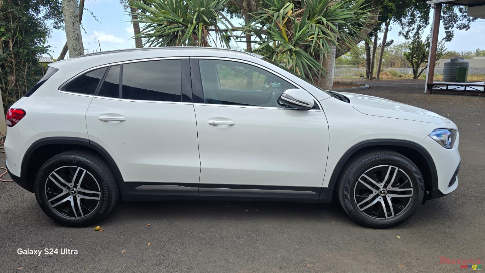 2022' Mercedes-Benz GLA 180 photo #2