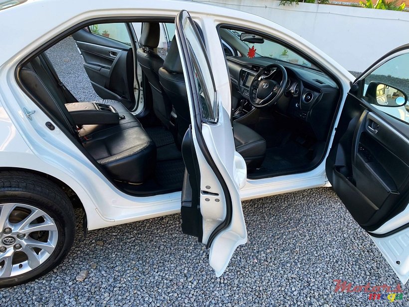 2018' Toyota Corolla Auto 1.6L photo #4