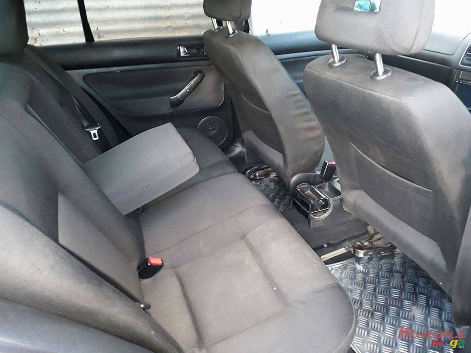 2001' Volkswagen Bora MK4 photo #4