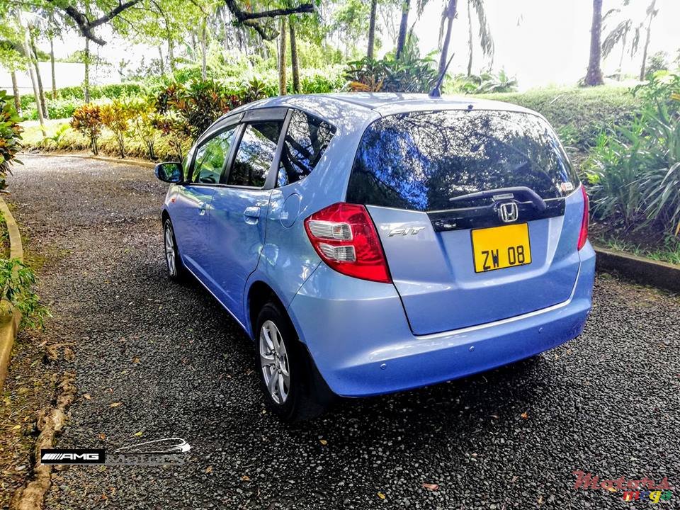 2008' Honda Fit 1.3 photo #4