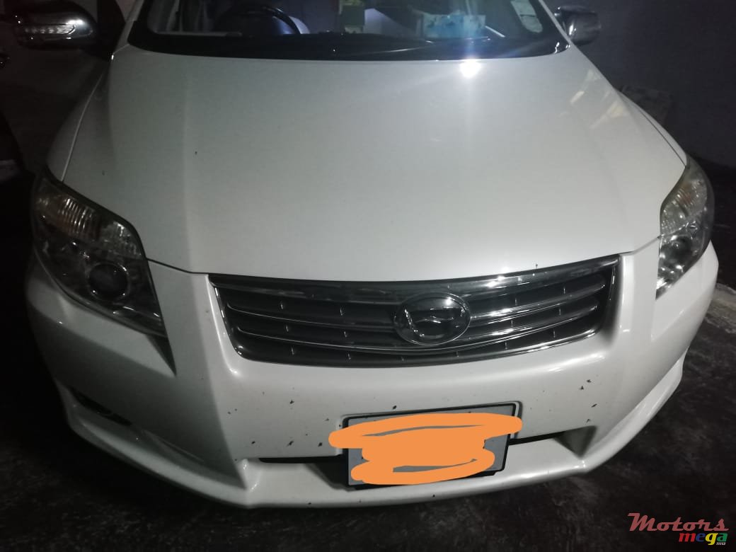 2011' Toyota Axio photo #4