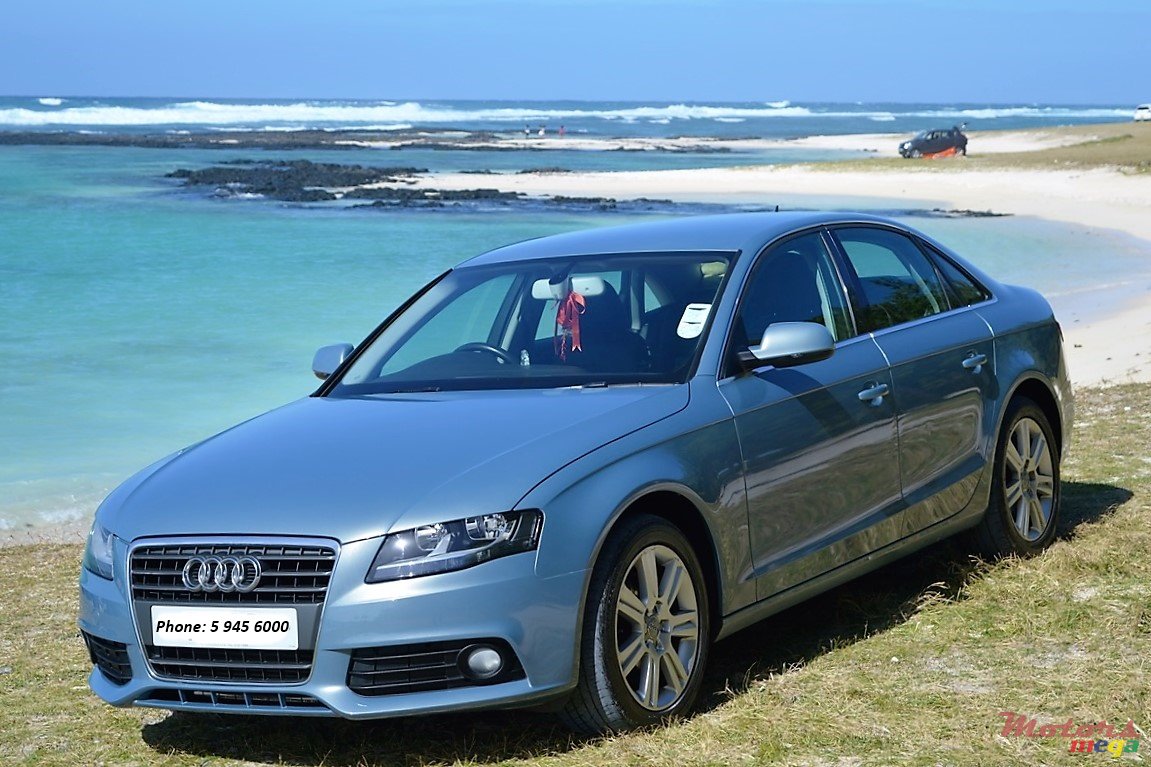 2009' Audi A4 B8 photo #2