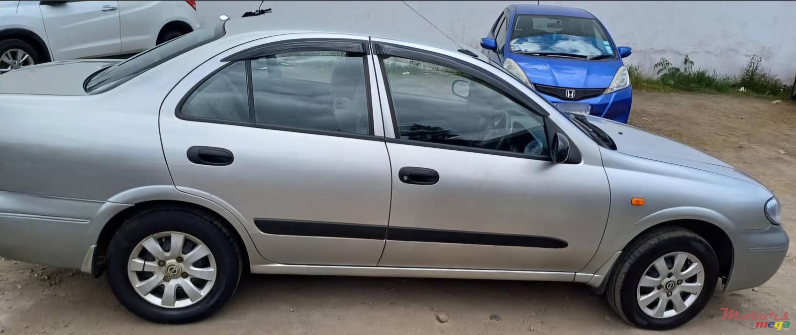 2009' Nissan Sunny photo #6