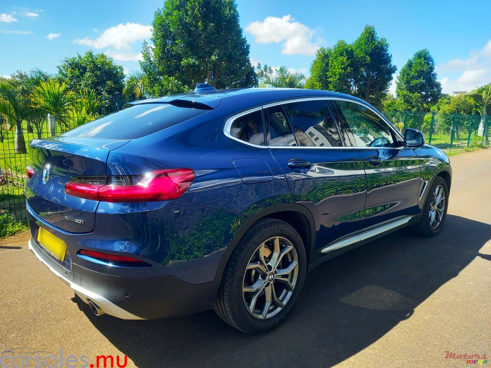 2021' BMW X4 XDrive 20i 2.0 photo #4
