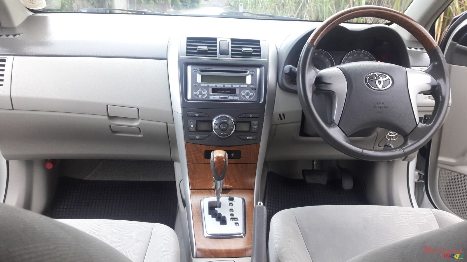 2009' Toyota Axio Grade G photo #2