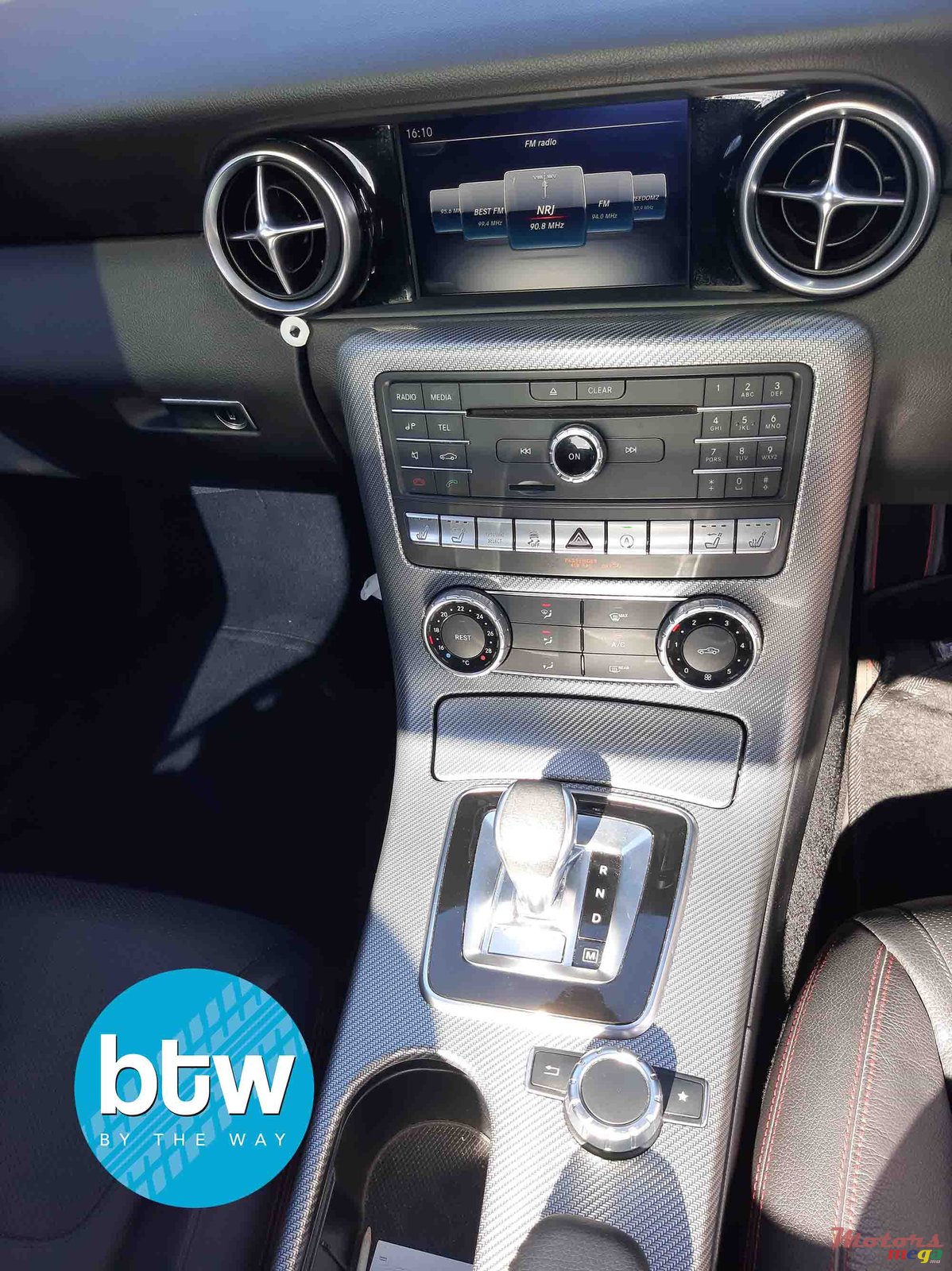 2018' Mercedes-Benz SL-Class photo #5