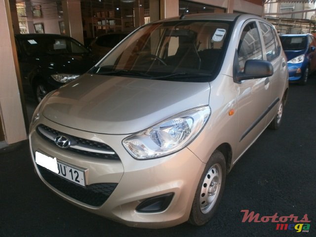 2012' Hyundai i10 photo #2