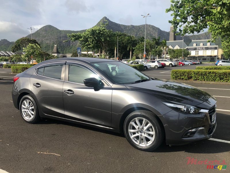 2017' Mazda 3 photo #3