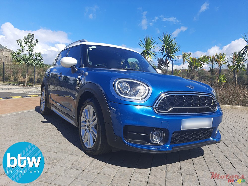 2019' MINI Cooper Countryman photo #1