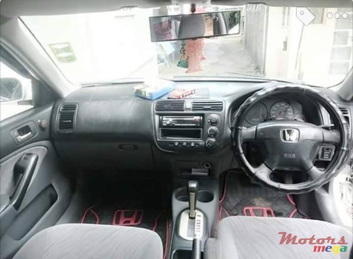 2001' Honda Civic ES8 photo #3