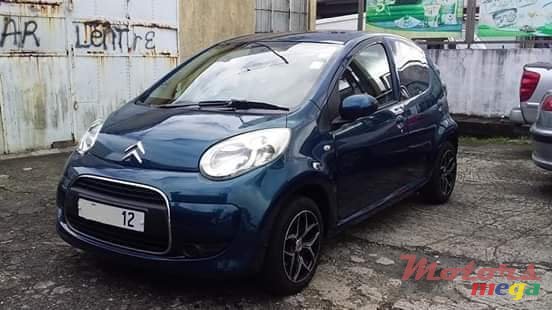 2012' Citroen C1 photo #1