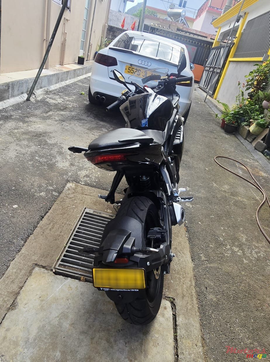 2023' VOR VOGUE 300RR photo #2